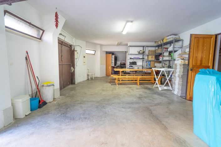 Image No.19-Villa de 6 chambres à vendre à Calabre