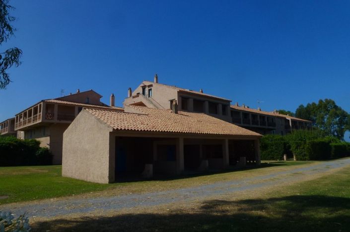 Image No.30-3 Bed Apartment for sale