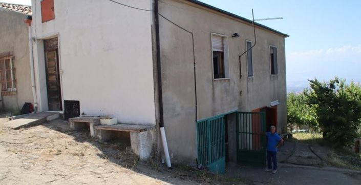 Image No.21-2 Bed House for sale