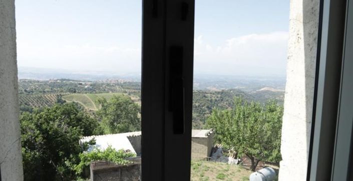 Image No.22-2 Bed House for sale