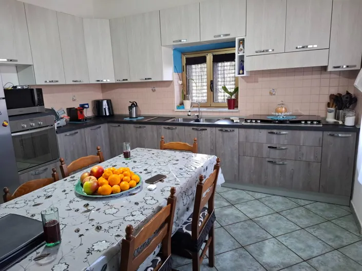 Image No.7-2 Bed House for sale