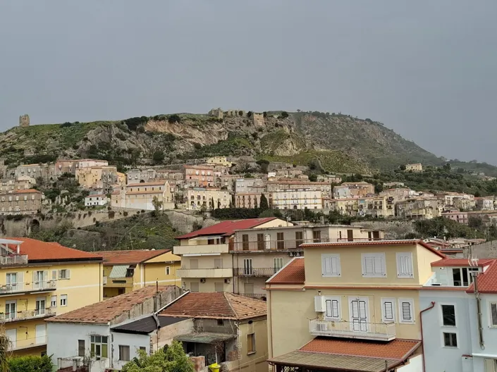 Image No.21-2 Bed Apartment for sale