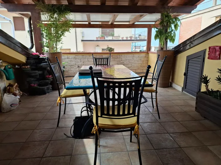 Image No.27-2 Bed Apartment for sale