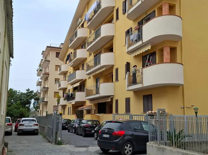 Image No.47-2 Bed Apartment for sale