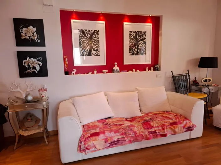 Image No.8-2 Bed Apartment for sale