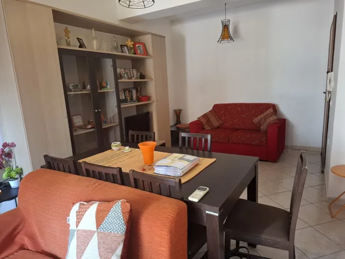 Image No.15-2 Bed Apartment for sale