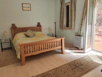 longobardi-house18mobed3610a5bd5de24e