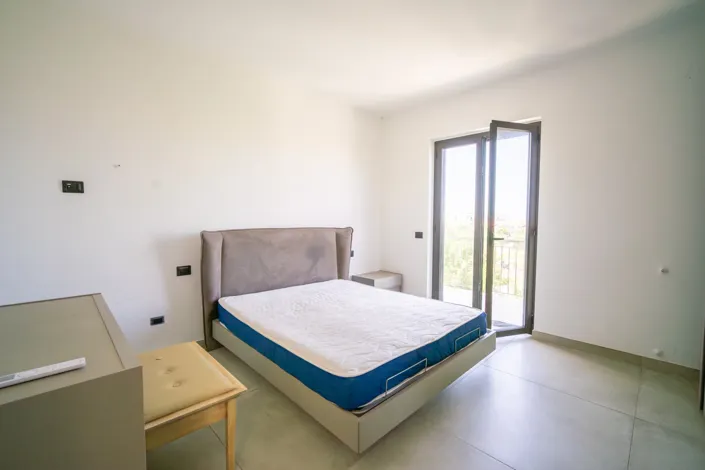 Image No.11-3 Bed Villa for sale