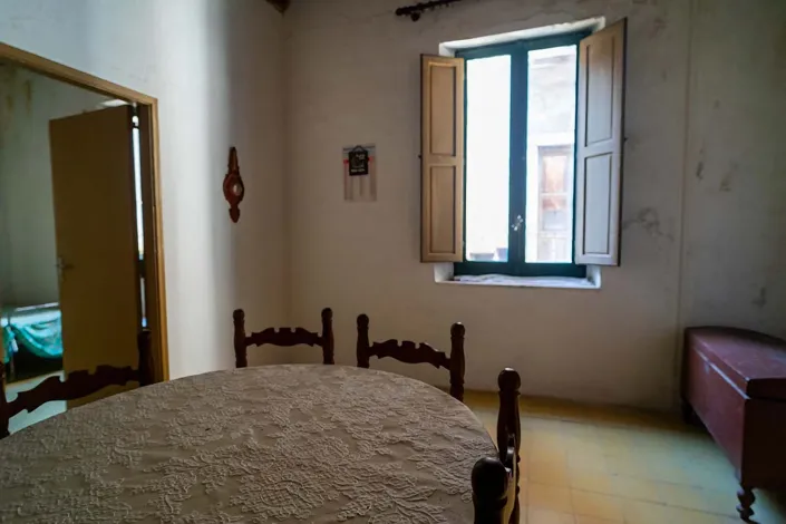 Image No.13-2 Bed Townhouse for sale