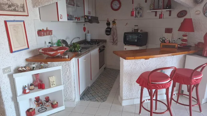 Image No.10-2 Bed Apartment for sale