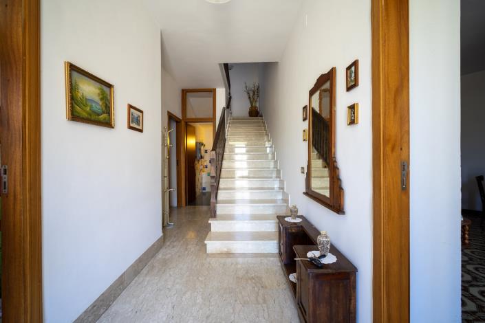 Image No.2-Maison de ville de 3 chambres à vendre à Calabre