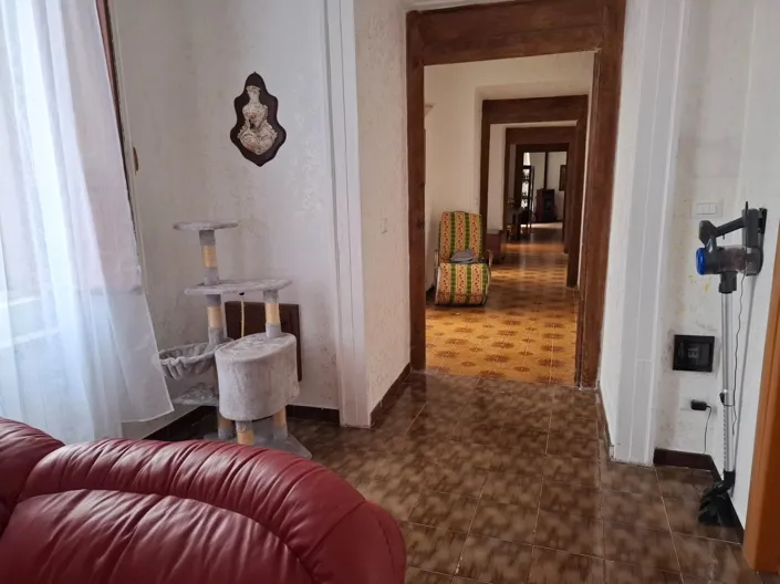 Image No.7-4 Bed Apartment for sale