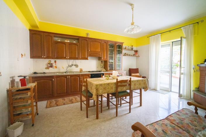 Image No.6-Appartement de 3 chambres à vendre à Cosenza