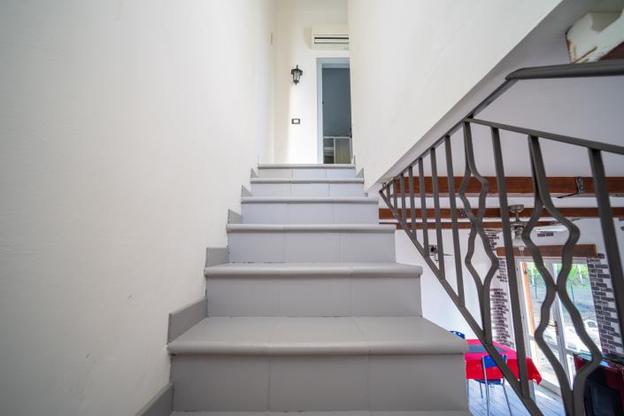 Image No.4-2 Bed Villa for sale