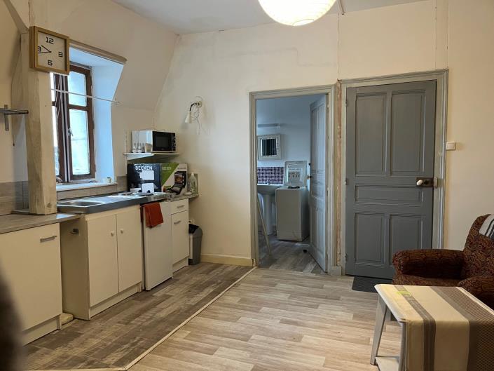 Image No.13-5 Bed Commercial for sale