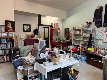 6456_immo_berthou_la_coquille_immeuble_bourg_2_locals_appartements--24-