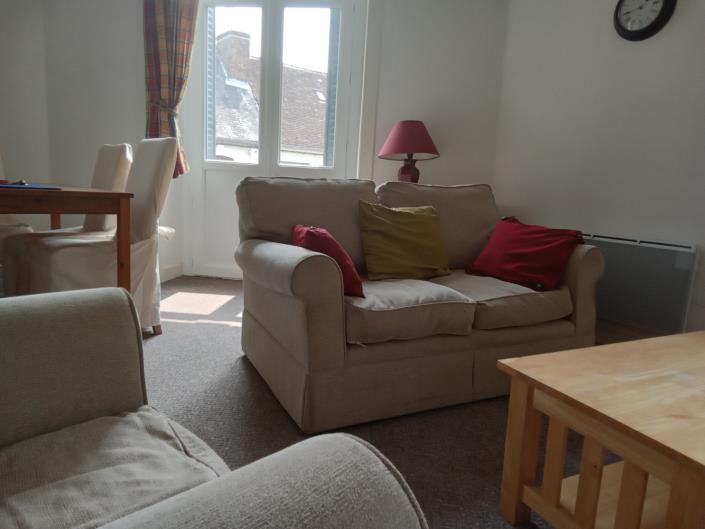 Image No.8-5 Bed Commercial for sale