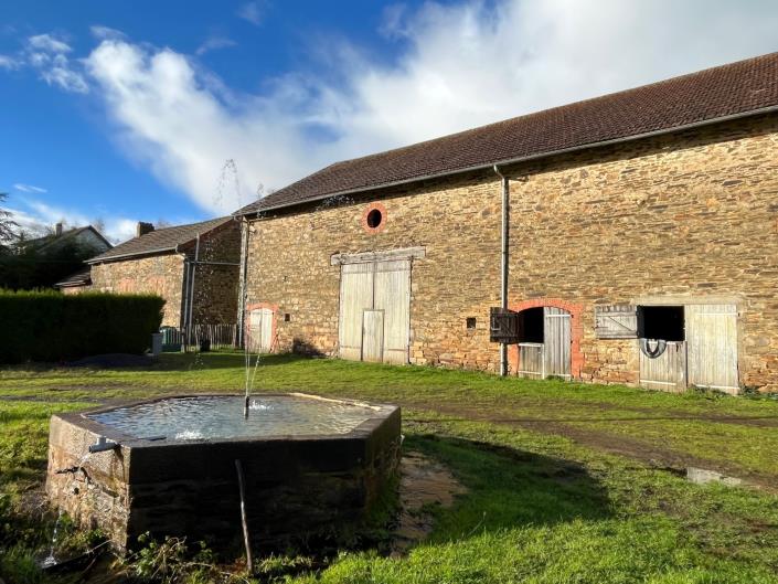 Image No.3-Ferme de 3 chambres à vendre à Saint-Yrieix-la-Perche