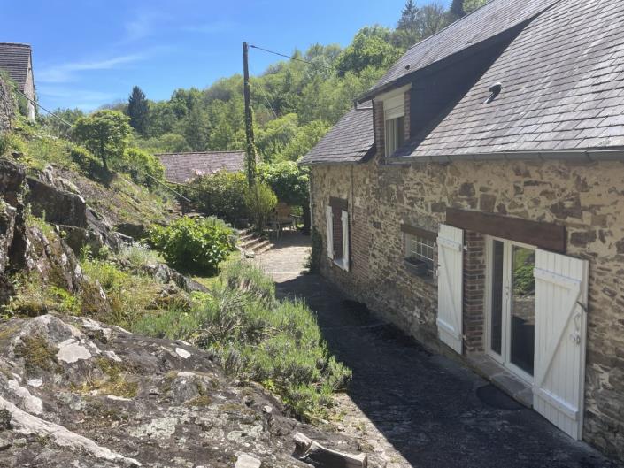 Image No.25-3 Bed Country House for sale