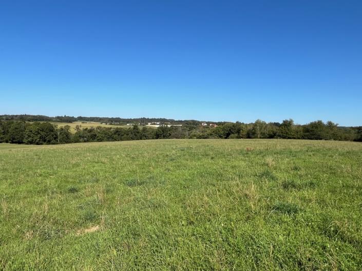 Image No.19-4 Bed Farmhouse for sale