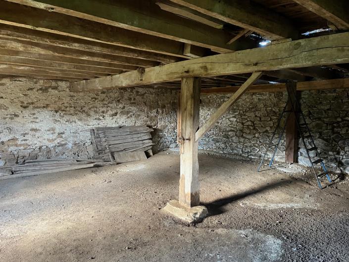 Image No.17-Ferme de 1 chambre à vendre à Saint-Germain-les-Belles