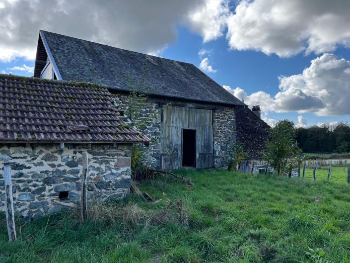 Image No.18-Ferme de 1 chambre à vendre à Saint-Germain-les-Belles