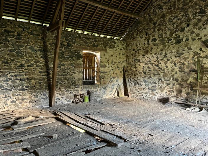 Image No.20-Ferme de 1 chambre à vendre à Saint-Germain-les-Belles