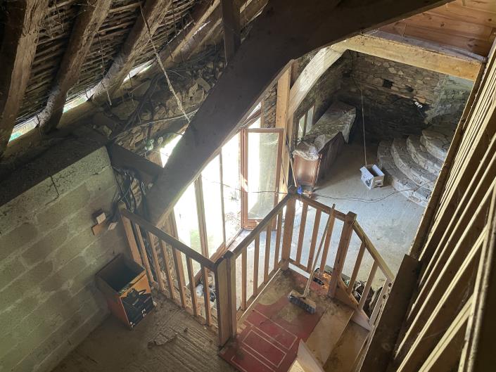 Image No.9-3 Bed Barn for sale