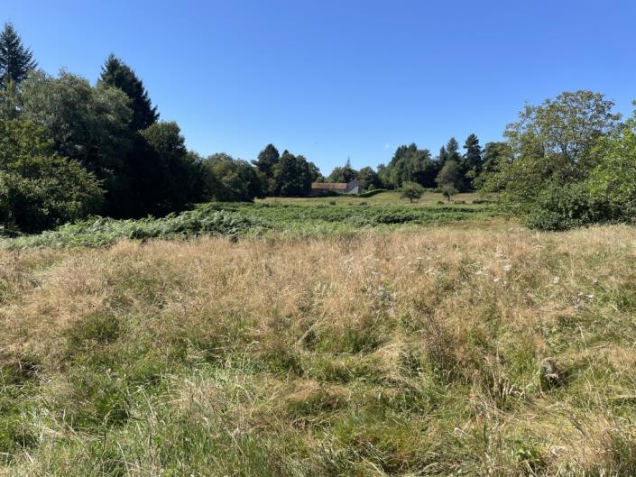 Image No.16-3 Bed Barn for sale