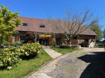 6366_immo_berthou_coussac_bonneval_2_maisons_caracteres_studio_atelier_puits_terrain_vue--3-