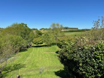 6366_immo_berthou_coussac_bonneval_2_maisons_caracteres_studio_atelier_puits_terrain_vue--28-