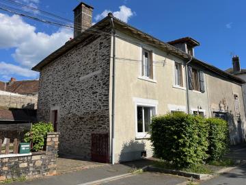 6379_immo_berthou_jumilhac_le_grand_maison_bourg_3_pieces_cour_jardin--1-