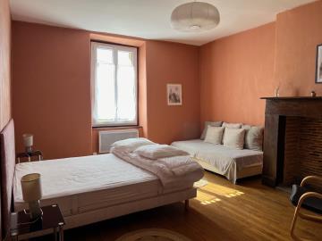 6379_immo_berthou_jumilhac_le_grand_maison_bourg_3_pieces_cour_jardin--16-