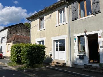 6379_immo_berthou_jumilhac_le_grand_maison_bourg_3_pieces_cour_jardin--28-