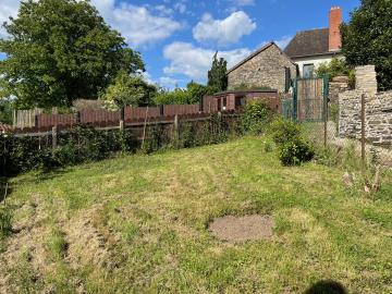 6379_immo_berthou_jumilhac_le_grand_maison_bourg_3_pieces_cour_jardin--26-