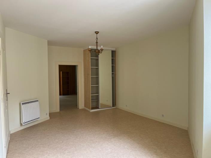 Image No.8-Maison de village de 4 chambres à vendre à Coussac-Bonneval