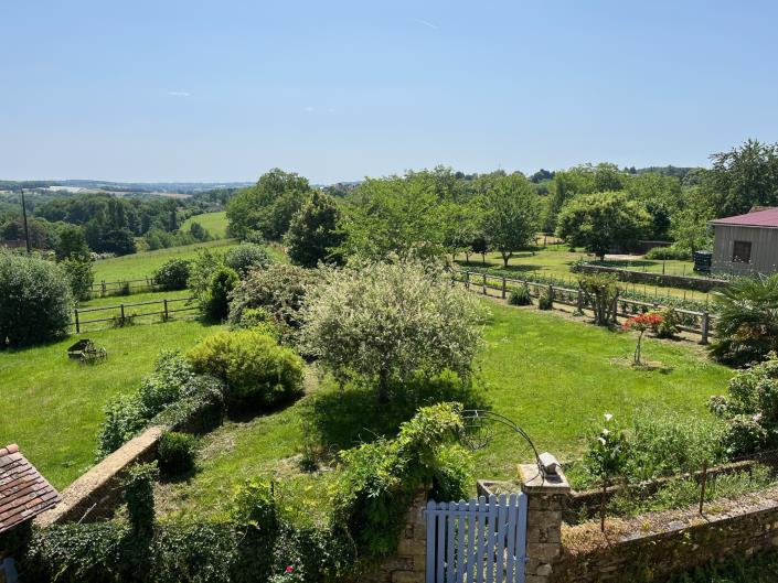 Image No.3-Maison de campagne de 4 chambres à vendre à Payzac