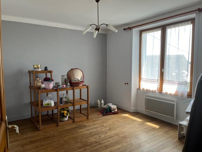 Image No.23-Maison de campagne de 4 chambres à vendre à Payzac