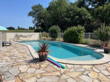 6434_immo_berthou_savingac_ledrier_maison_en_pierres_en_campagne_piscine_terrain_vues_calme--4-