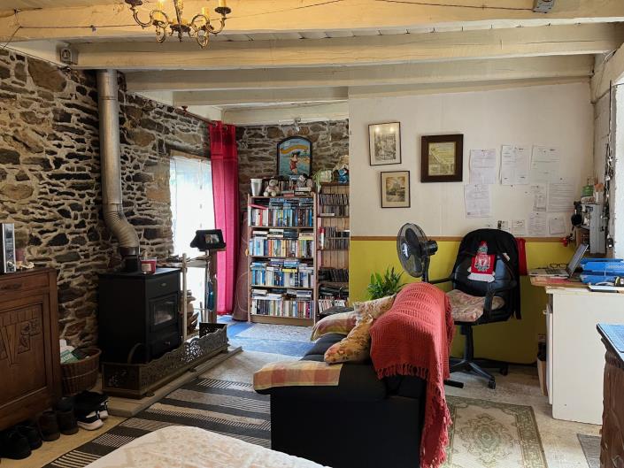 Image No.12-Maison de village de 4 chambres à vendre à Payzac