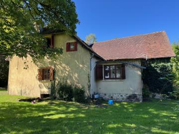 6451_immo_berthou_chateau_chervix_maison_en_pierres_campagne_dependances_terrain_vue_puits--5-