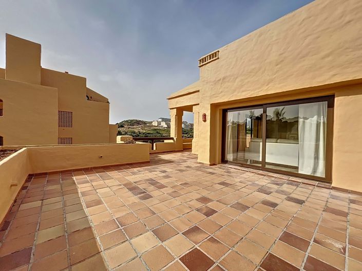 Image No.29-3 Bed Apartment for sale