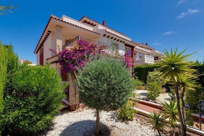 Image No.3-Maison de ville de 3 chambres à vendre à Orihuela Costa