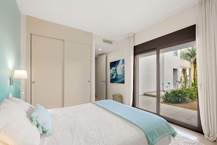 Image No.36-3 Bed Apartment for sale