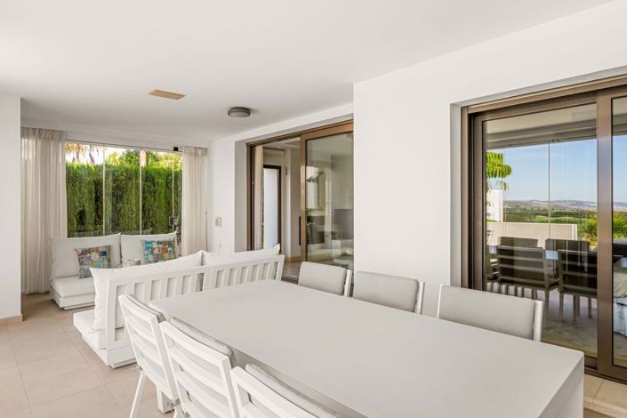 Image No.9-3 Bed Apartment for sale