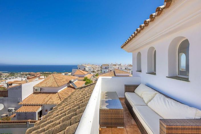 Image No.28-5 Bed Villa for sale