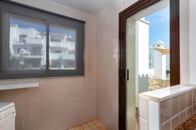 1447-521477-78d1f4f8b6655591b02d22fabb36a692d