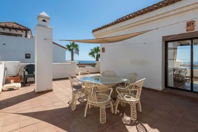 1447-521477-78d1f4f8b6655591b02d22fabb36a692d