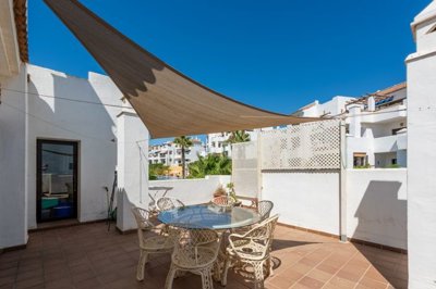 1447-521477-78d1f4f8b6655591b02d22fabb36a692d