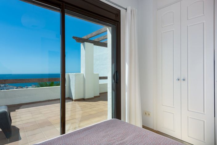 Image No.17-2 Bed Apartment for sale